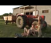 Porno complet dans la campagne française