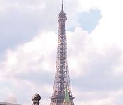 Julie Valmont secrétaire plantureuse prise par le patron