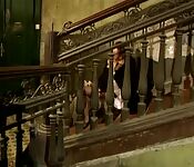 Laure Sinclair se réchauffe avec une bite