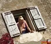 Tiffany Hopkins et Justine de Sade dans un porno complet