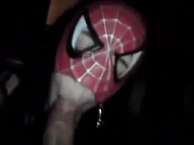 Sucé par ma copine Spiderwoman